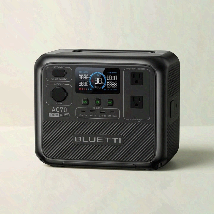 BLUETTI AC70