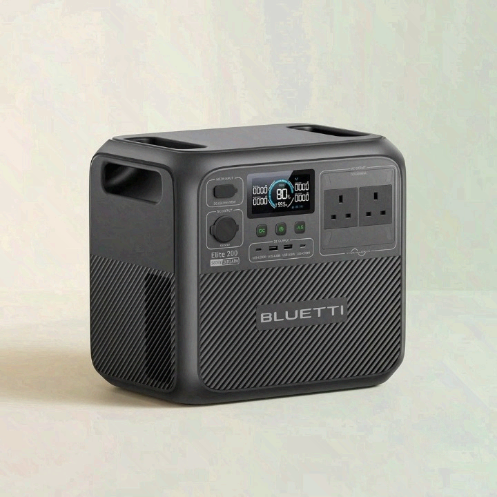 BLUETTI Elite 200 V2
