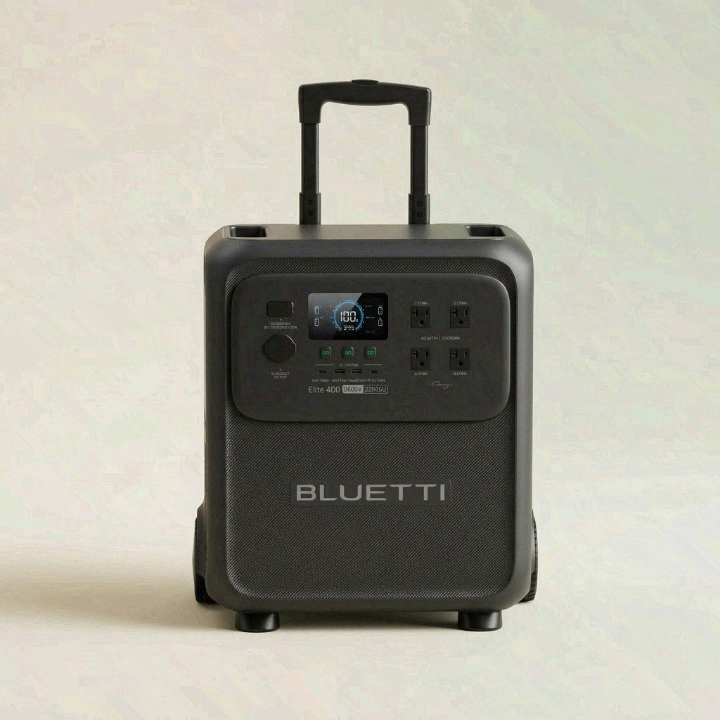 BLUETTI Elite 400 view 2